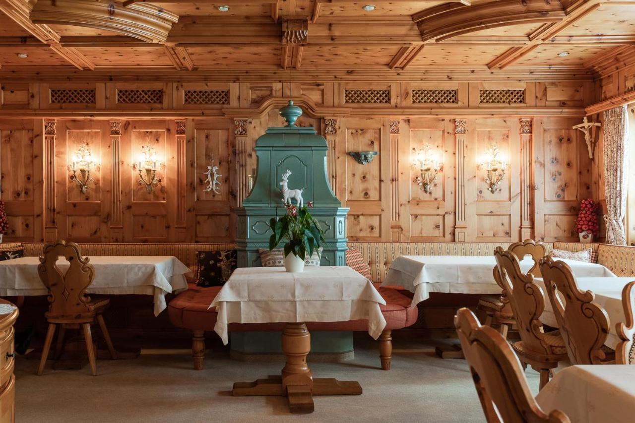 Bed&Breakfast Hotel Guggis Zürs Esterno foto
